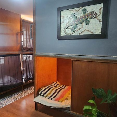 Portelli Hostal Zona G- Para Extranjeros بوغوتا المظهر الخارجي الصورة