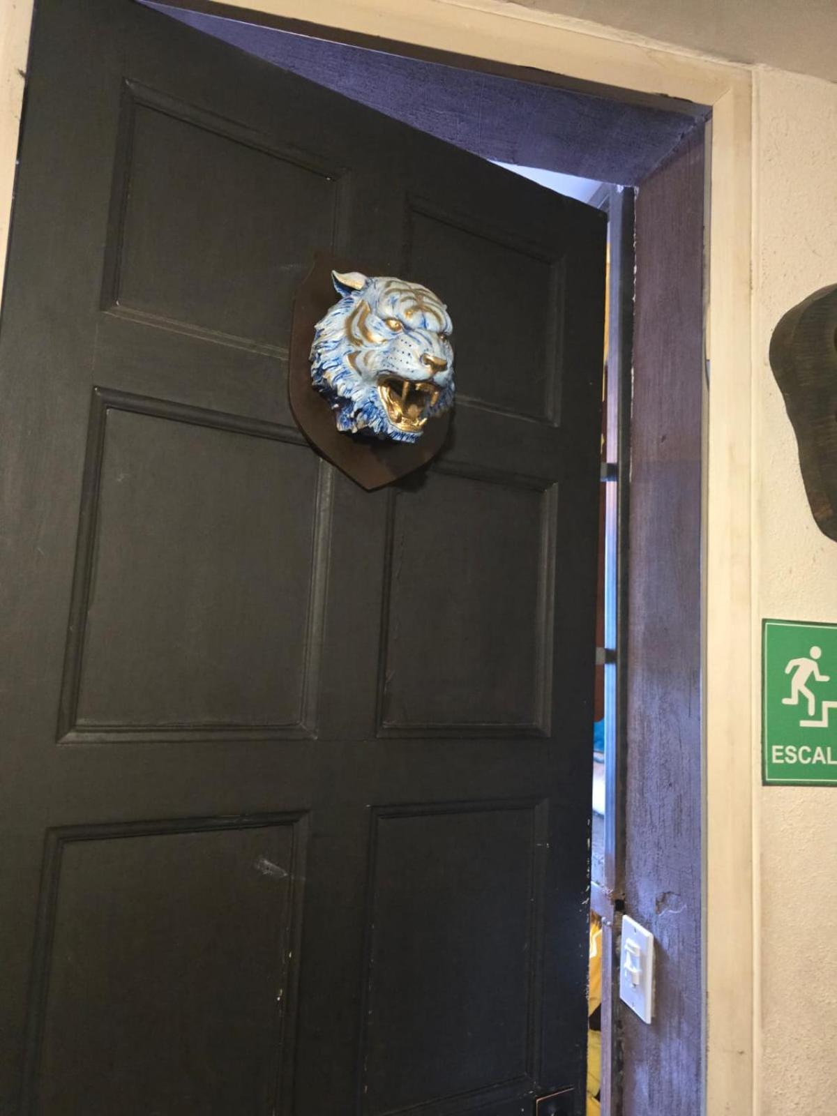 Portelli Hostal Zona G- Para Extranjeros بوغوتا المظهر الخارجي الصورة
