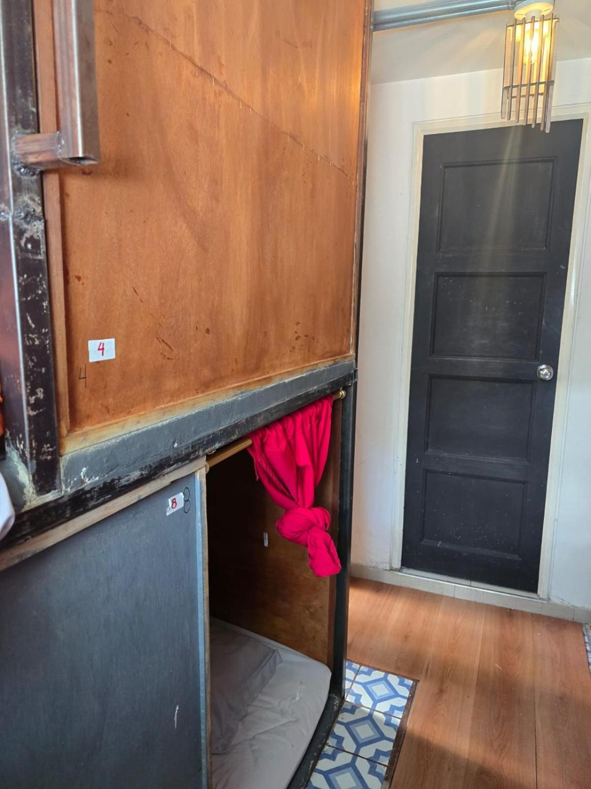 Portelli Hostal Zona G- Para Extranjeros بوغوتا المظهر الخارجي الصورة
