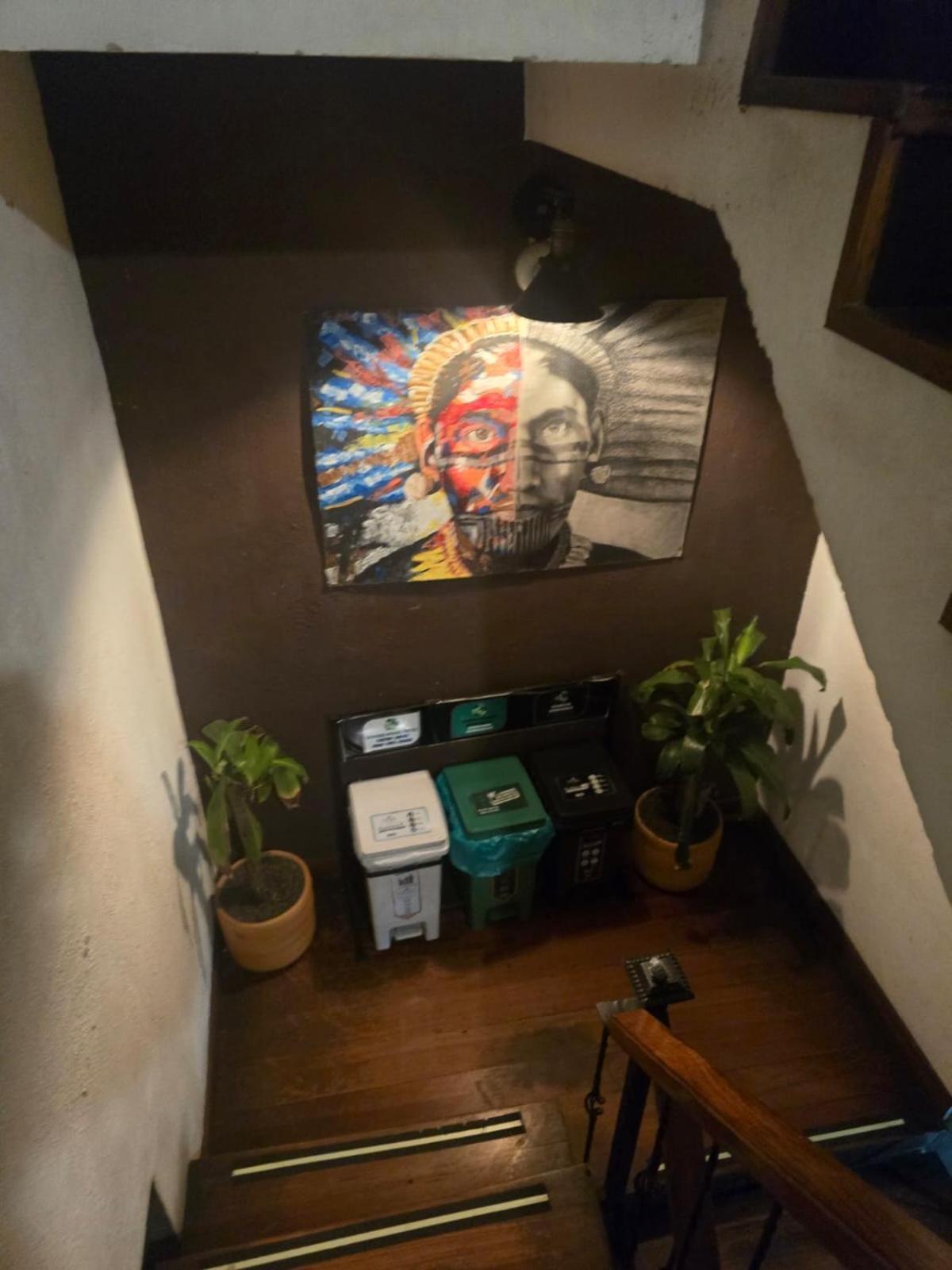 Portelli Hostal Zona G- Para Extranjeros بوغوتا المظهر الخارجي الصورة